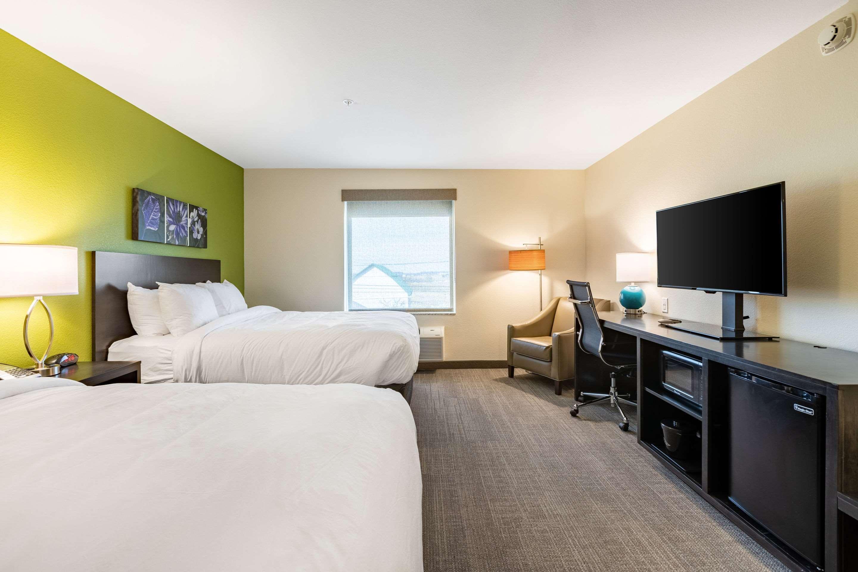 Sleep & Mt Hope Near Auction & Event Center