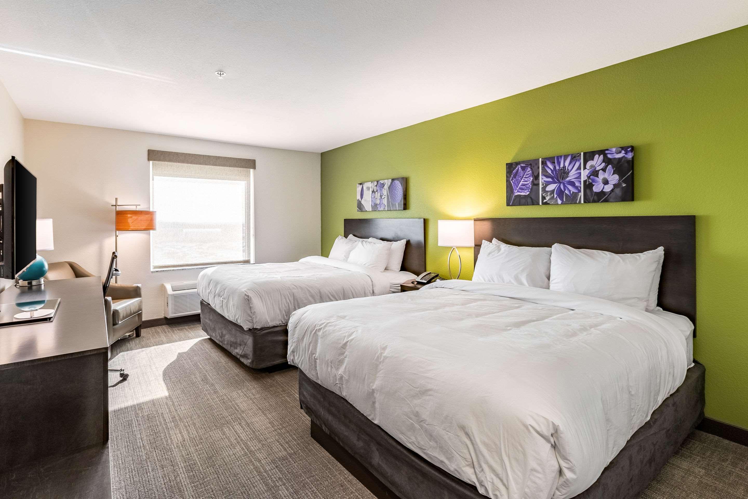 Hotel Sleep & Mt Hope Near Auction & Event Center Millersburg