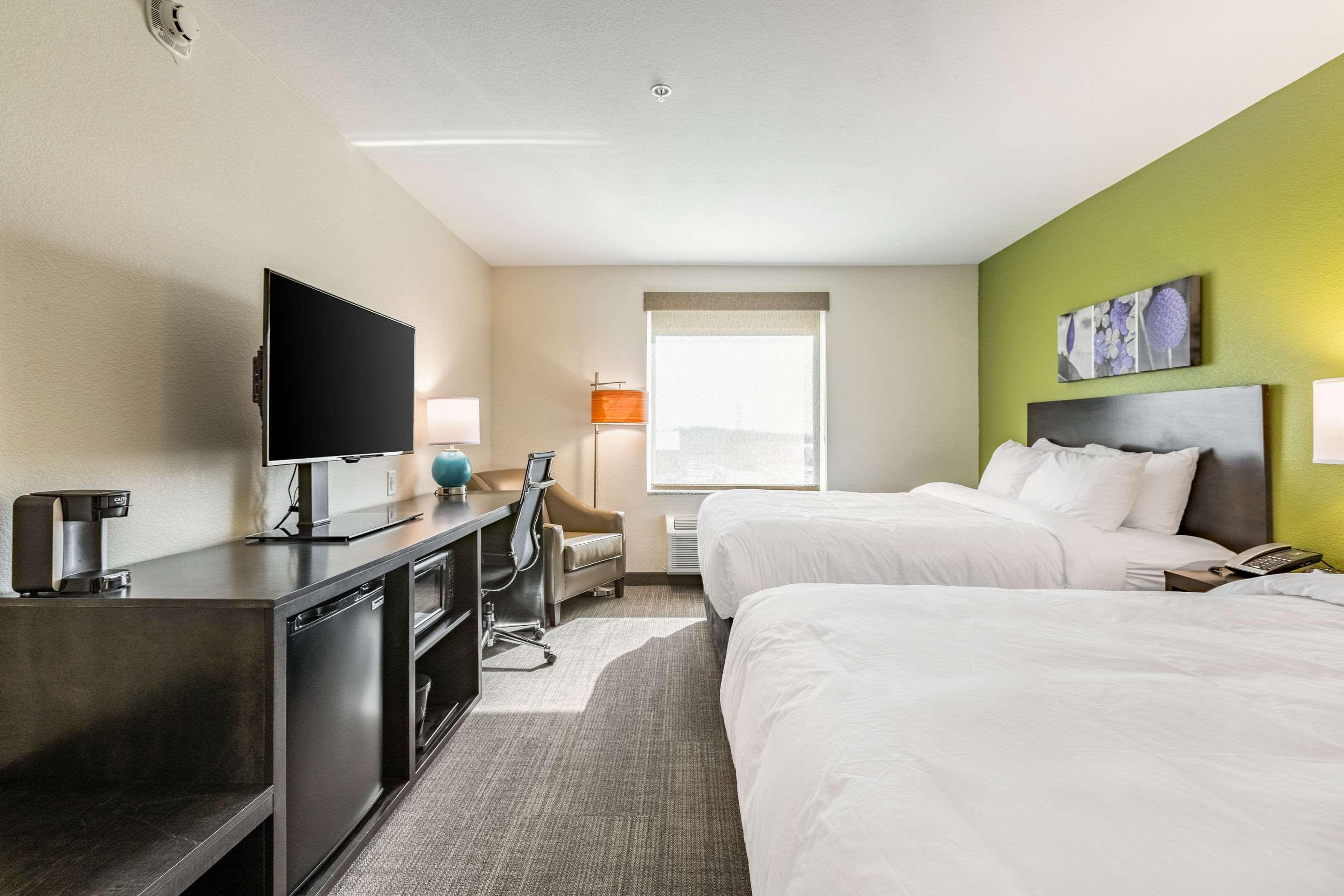Sleep & Mt Hope Near Auction & Event Center