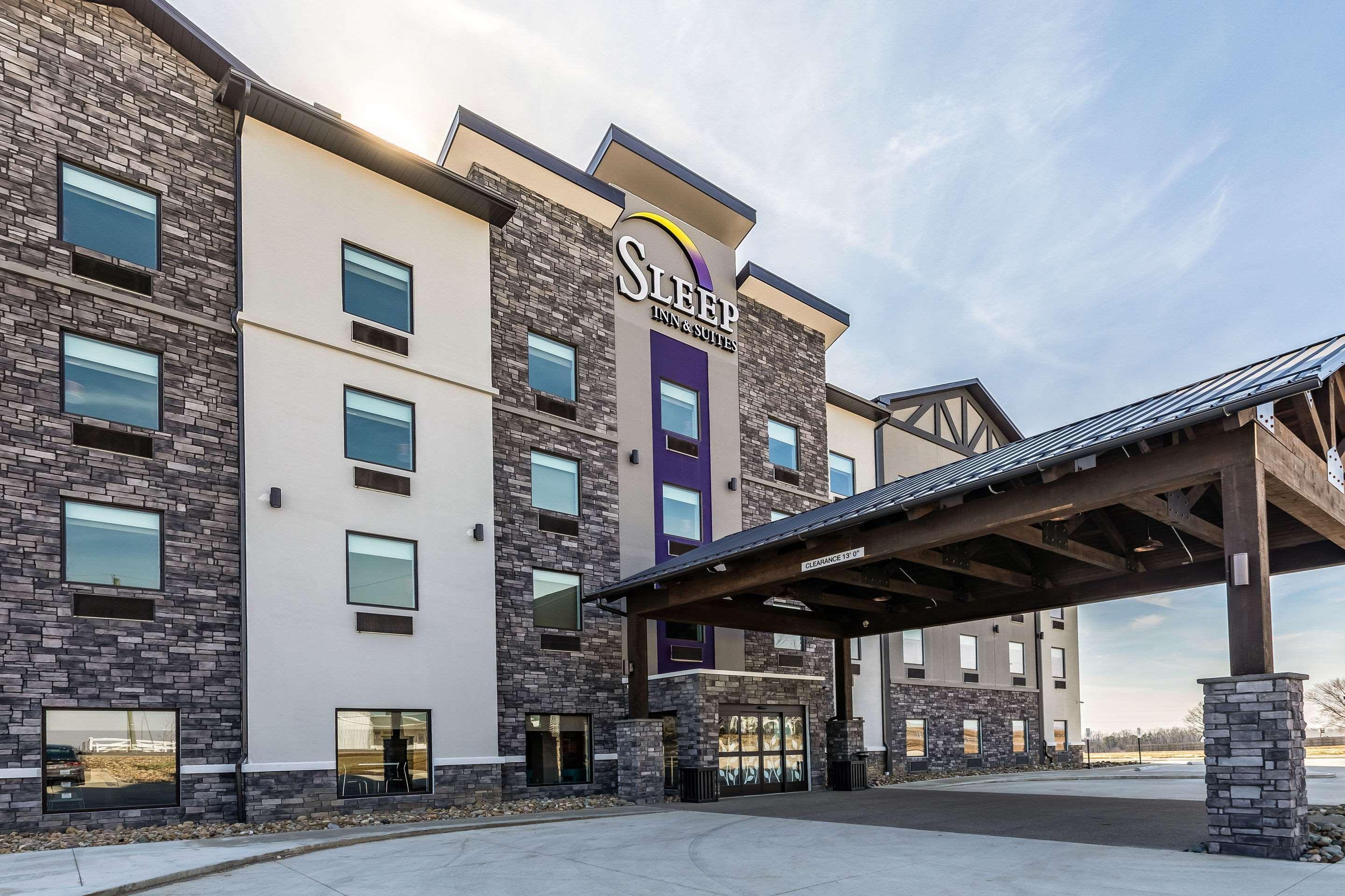Sleep & Mt Hope Near Auction & Event Center Hotel Millersburg