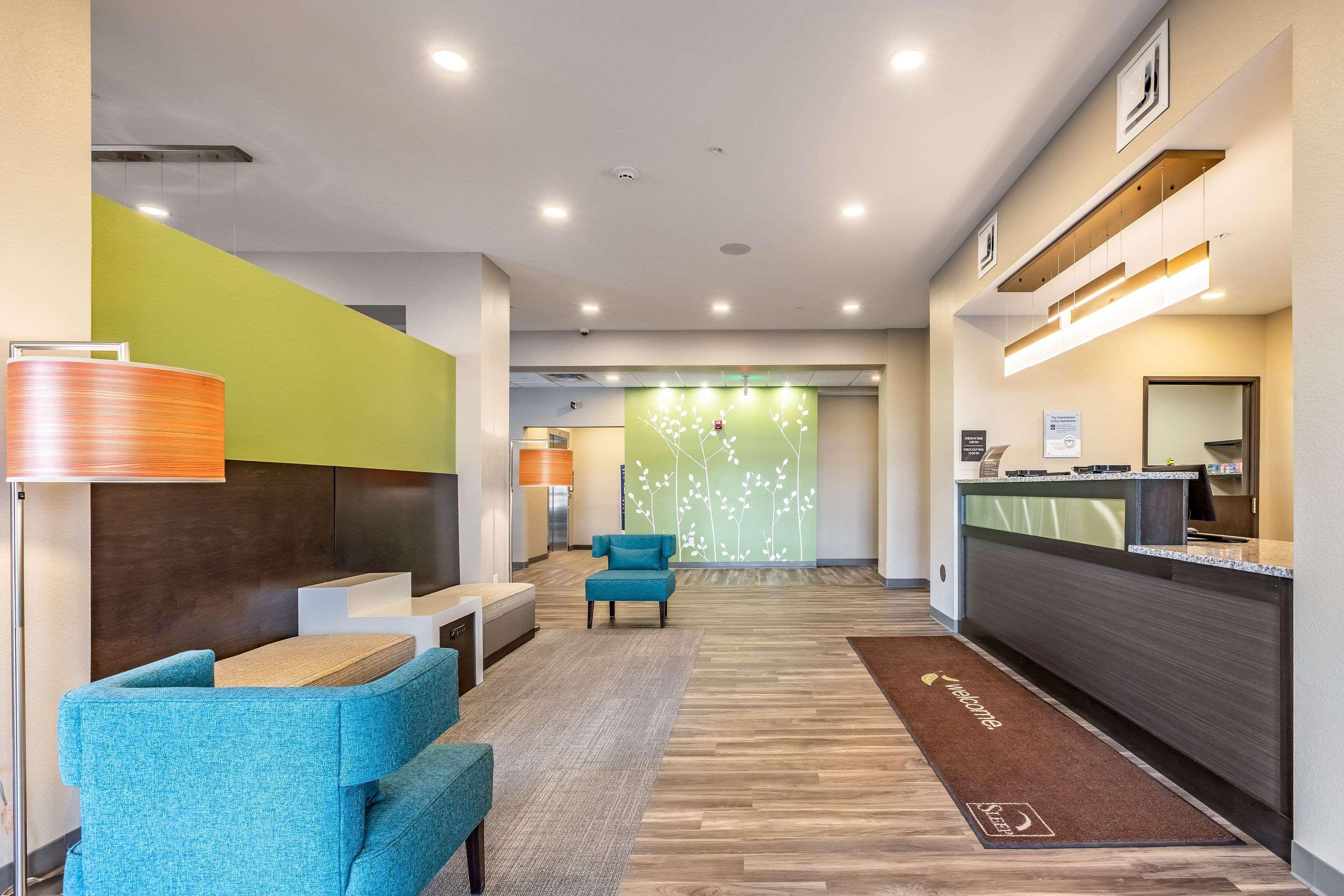 Hotel Sleep & Mt Hope Near Auction & Event Center 2*